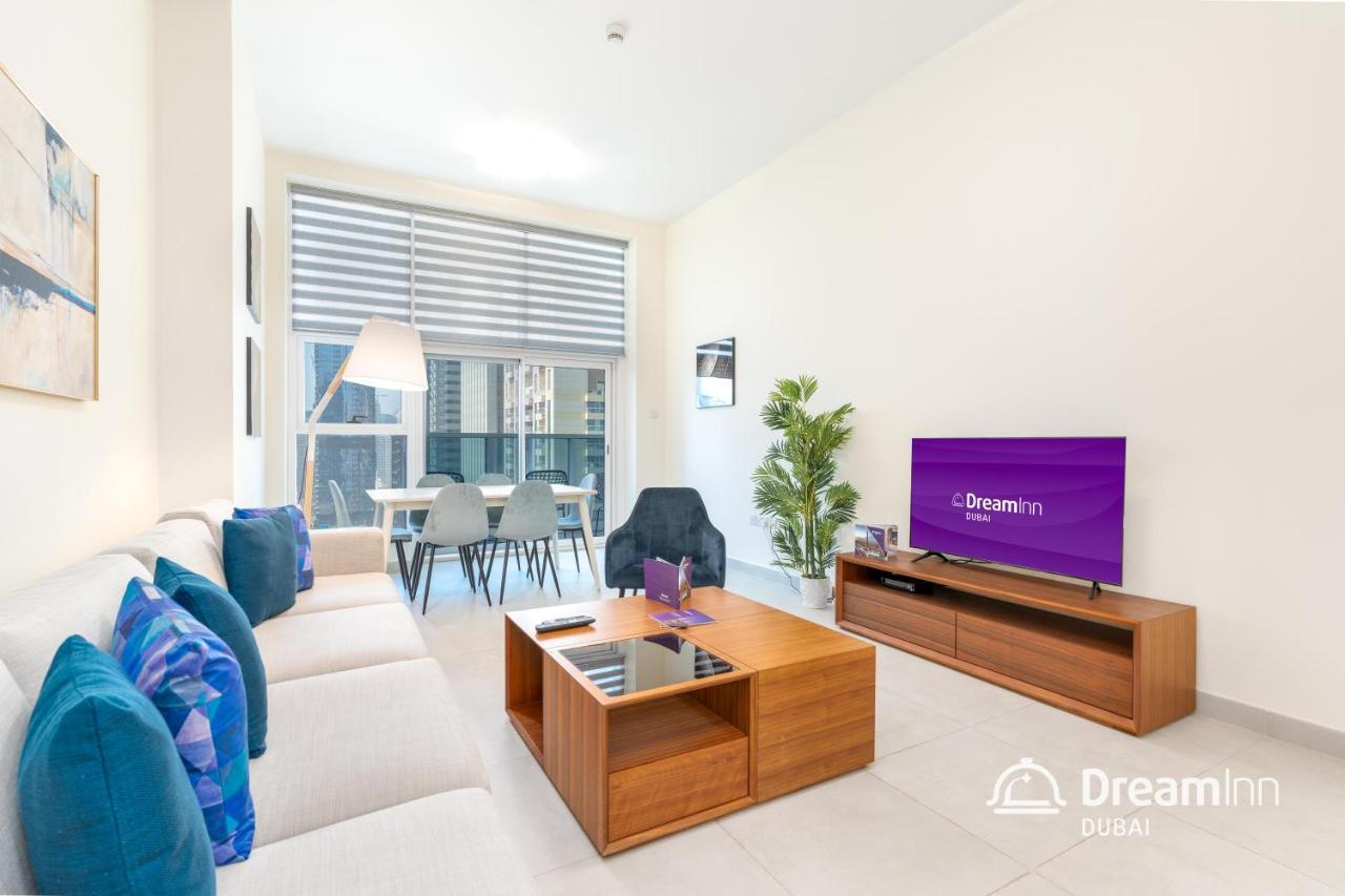 Dream Inn Apartments - Marina Arcade Tower Дубай Екстериор снимка