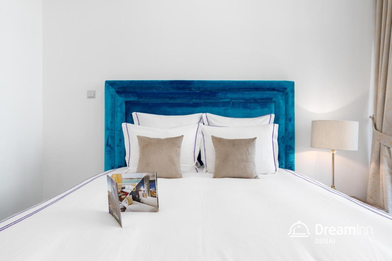 Dream Inn Apartments - Marina Arcade Tower Дубай Екстериор снимка
