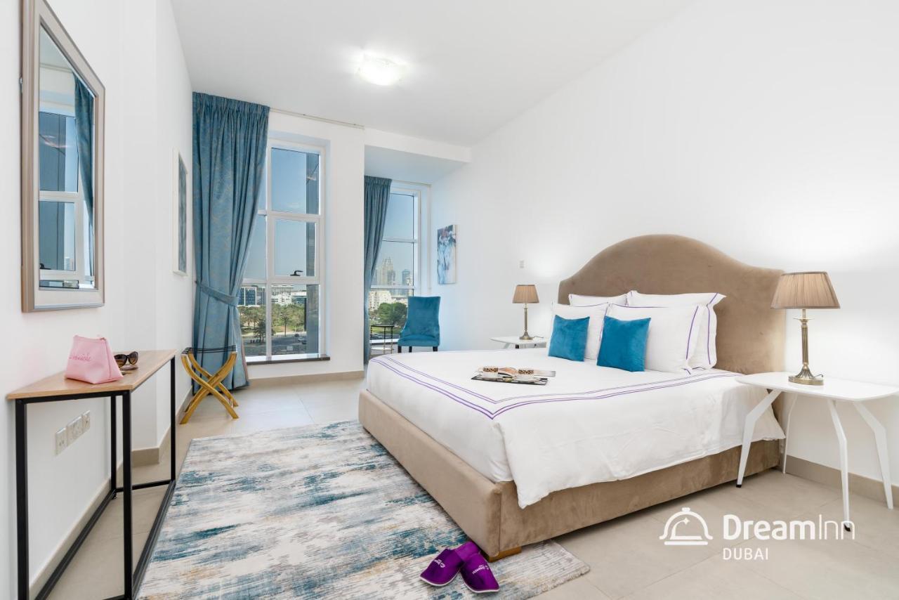 Dream Inn Apartments - Marina Arcade Tower Дубай Екстериор снимка