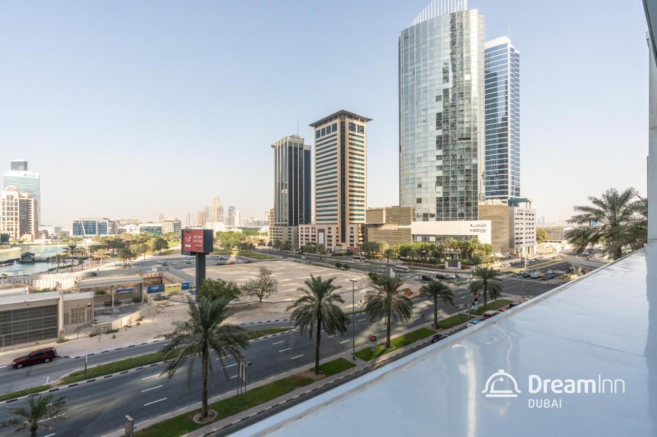 Dream Inn Apartments - Marina Arcade Tower Дубай Екстериор снимка